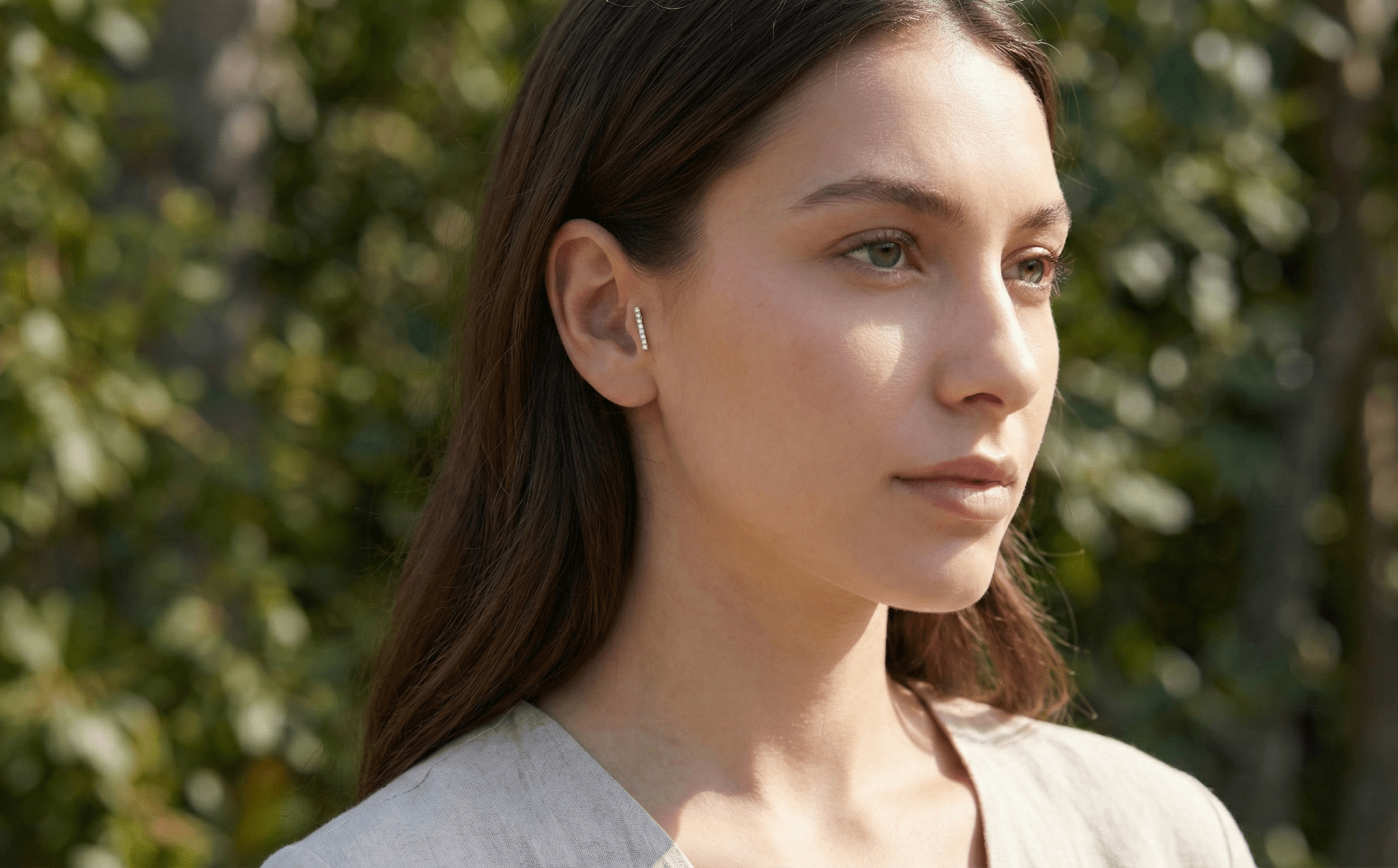 14K Tragusörhänge Rak Bar I Äkta Guld Minimalistiskt Broskörhänge - Noxlookjewelry